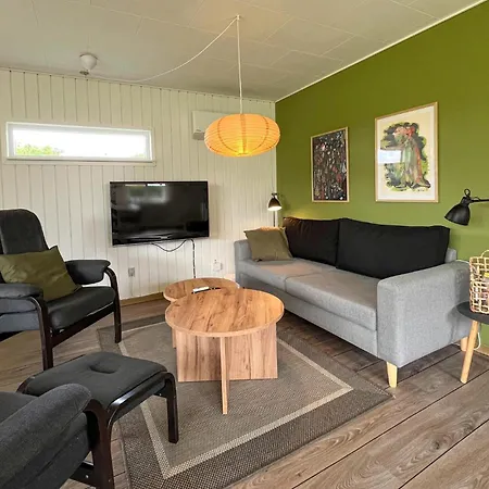 Casa de Férias 2 Bedroom Stunning In Broager